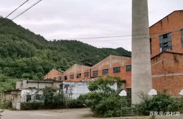 废弃军工厂的新生 成都大山中的工业遗址与时代印记